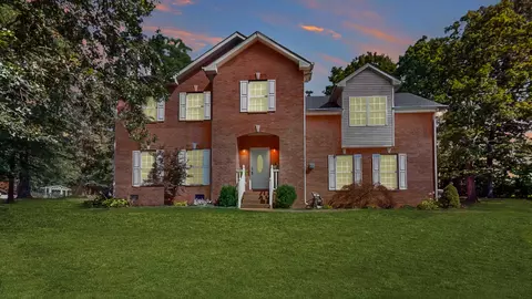200 Eastside Rd, Burns, TN 37029