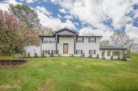 10616 Plum Creek Dr, Knoxville, TN 37922