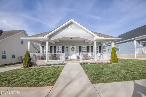 950 Stratford Ave, Sweetwater, TN 37874