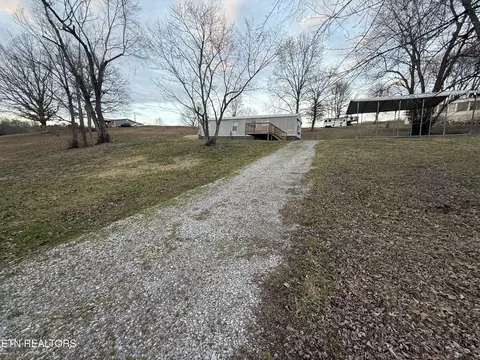 4160 W Wade Rd, Loudon, TN 37774