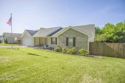 259 Oakland Rd, Sweetwater, TN 37874