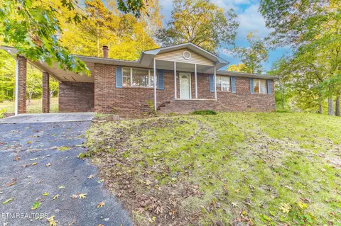 1360 Riverbend Dr, Kingston, TN 37763