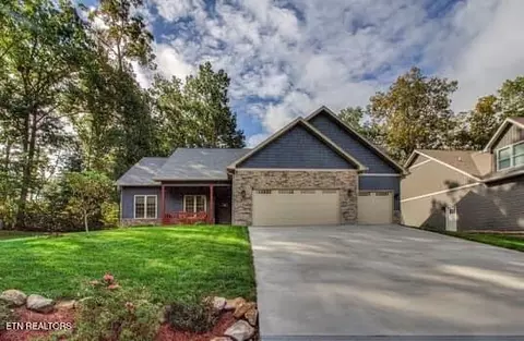 160 Oohleeno Way, Loudon, TN 37774