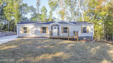 206 Lakeshore Vista Dr, Kingston, TN 37763