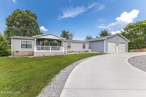1201 Main St, Loudon, TN 37774