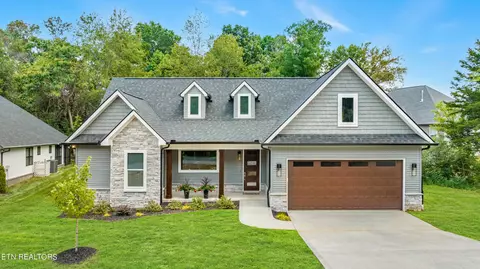 102 Chahyga Way, Loudon, TN 37774
