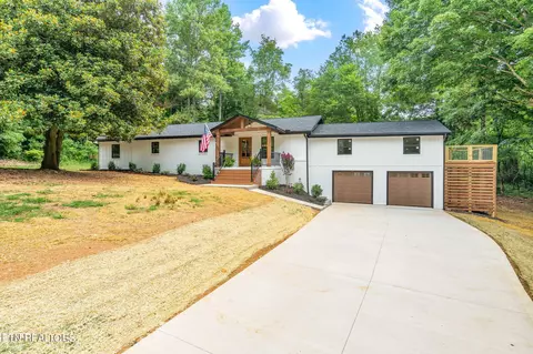 2600 Pine Hill Dr, Knoxville, TN 37932