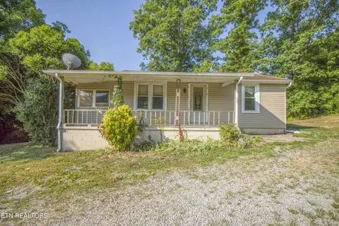 100 White Wing Rd W, Lenoir City, TN 37771