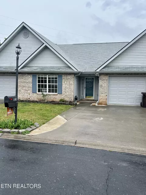 115 Del Rio Ln, Lenoir City, TN 37771