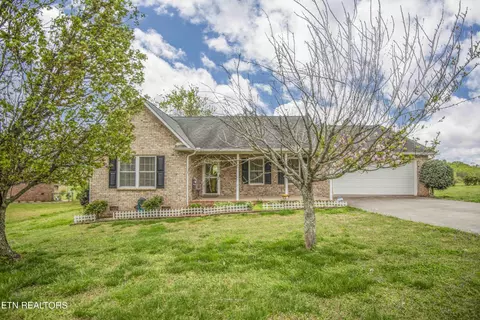 159 Mountain Crest Ln, Greenback, TN 37742