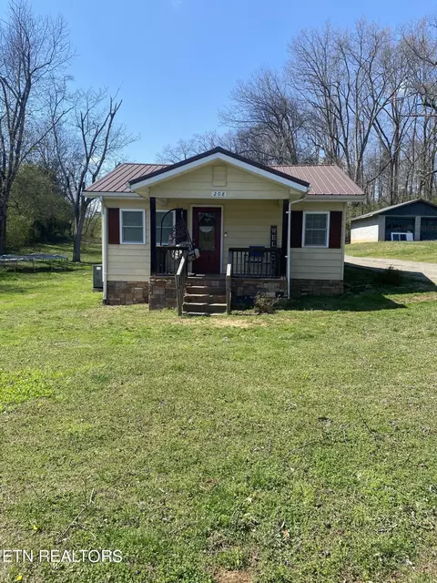 208 Ingram St, Madisonville, TN 37354