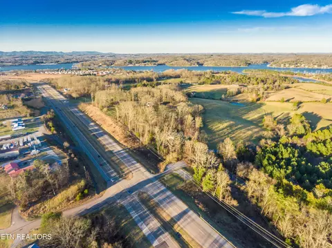 13151 Highway 321 S, Lenoir City, TN 37772