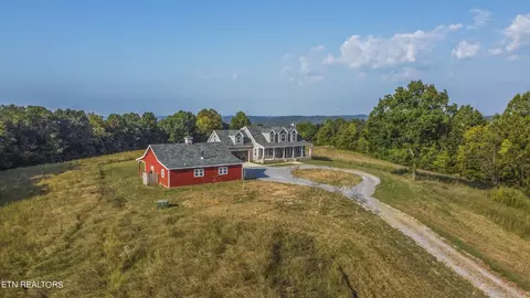 140 County Road 89, Athens, TN 37303