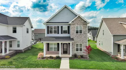 119 Elderberry St, Oak Ridge, TN 37830