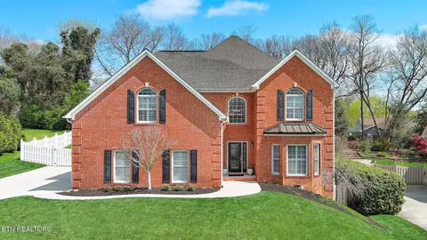 10208 Meadow Ridges Ln, Knoxville, TN 37922