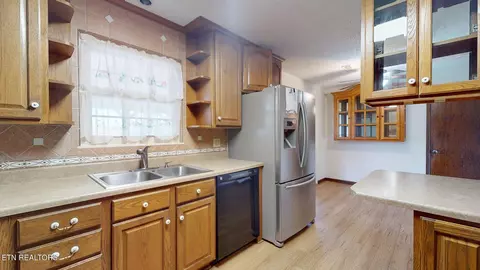 7612 Fall Wind Ct, Powell, TN 37849 photo 8