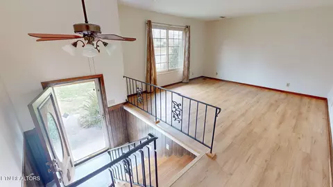 7612 Fall Wind Ct, Powell, TN 37849 photo 4