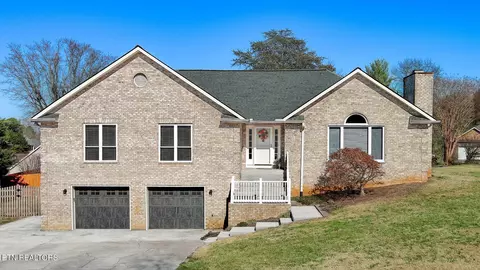 1105 Whately Way, Knoxville, TN 37923
