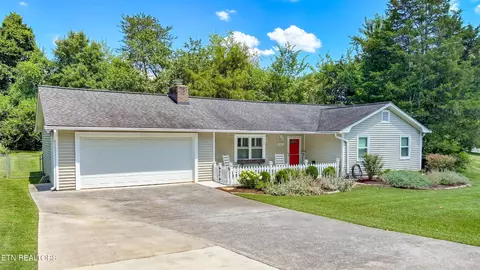 1601 Barcelona Dr, Knoxville, TN 37923