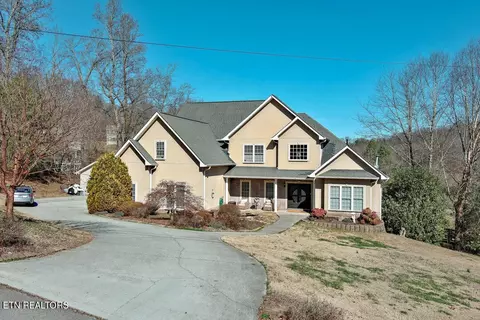 3624 Clayfield Ln, Knoxville, TN 37931