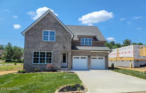 8129 Carolina Cherry Ln, Knoxville, TN 37919