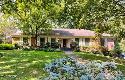 721 Westborough Rd, Knoxville, TN 37909