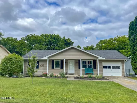 111 Terri Ln, Oak Ridge, TN 37830