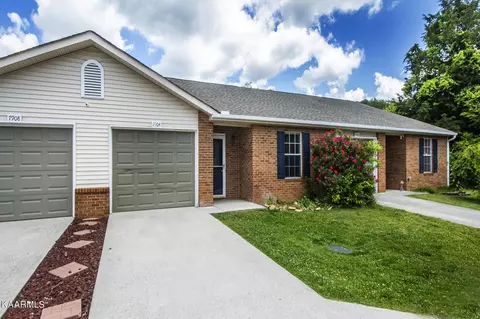 7904 Fenton Way, Powell, TN 37849