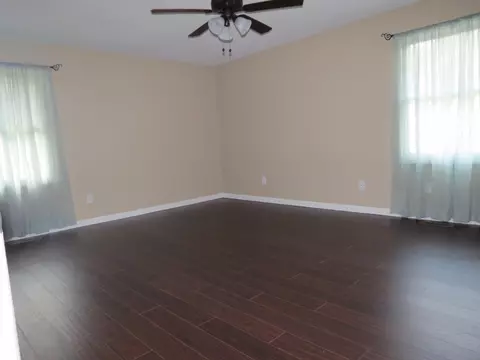 214 Den Ln, Heiskell, TN 37754 photo 6