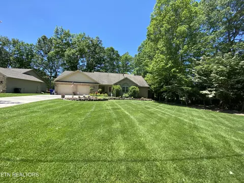5055 Atoka Ln, Crossville, TN 38572