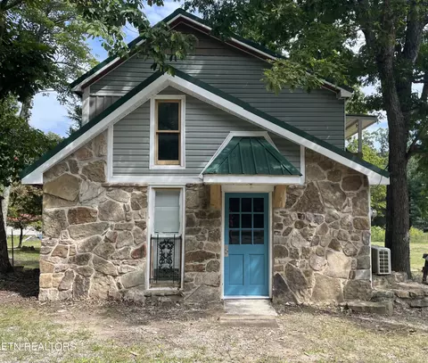 608 Lowes Gap Rd, Spring City, TN 37381