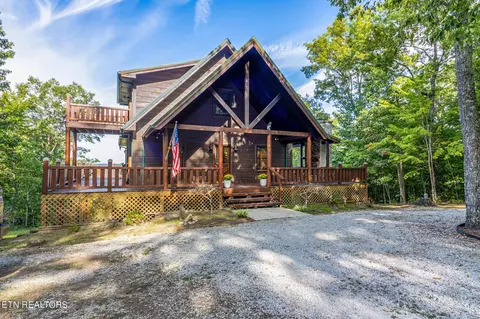 435 John J Smith Rd, Oneida, TN 37841