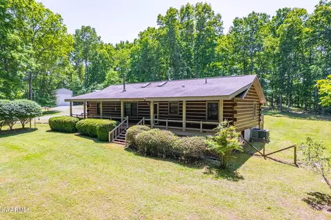 676 Obed River Rd, Crossville, TN 38555