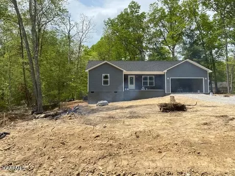 31079 Opalochee Dr, Crossville, TN 38572