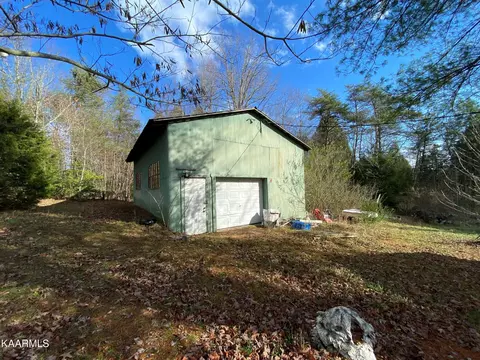 1220 Burks Loop Loop, Grimsley, TN 38565 photo 4