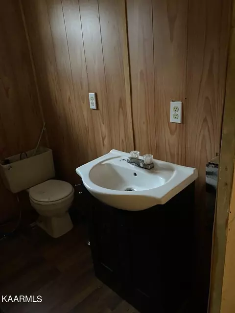 1220 Burks Loop Loop, Grimsley, TN 38565 photo 17