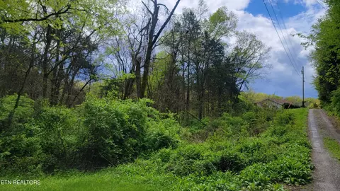 0 Oak Grove Rd, Dandridge, TN 37725