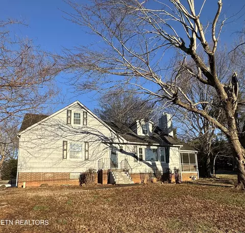 1407 W Ray Ave, Maryville, TN 37803