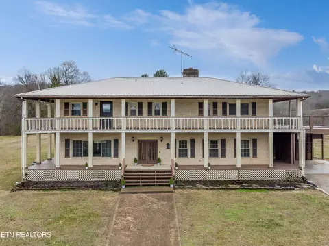 615 River Rd, Kingston, TN 37763