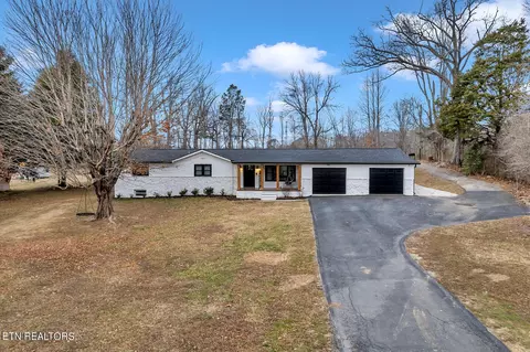 8601 Norris Ln, Knoxville, TN 37938