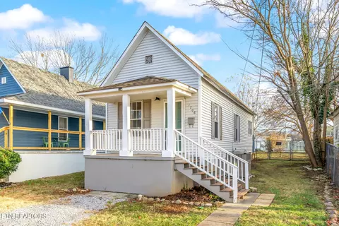 1706 Gillespie Ave, Knoxville, TN 37917