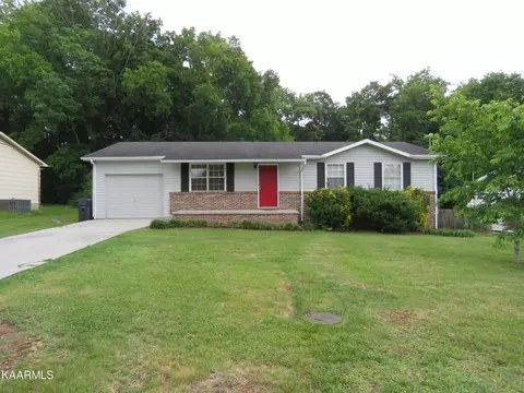 3820 Debonair Dr, Knoxville, TN 37912