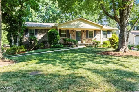 1513 NW Tonti Ln, Knoxville, TN 37909