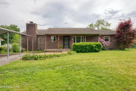 2713 W Highway 11e, Strawberry Plains, TN 37871