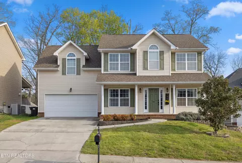 7447 Sparkle Ln, Knoxville, TN 37931