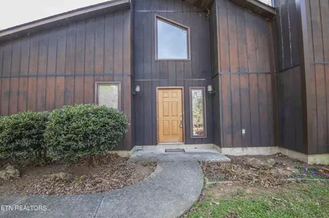 5201 Potomac Rd, Knoxville, TN 37920