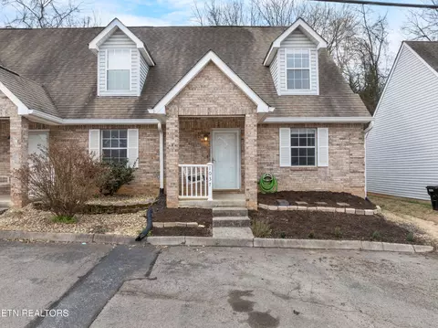 1037 Blinken St, Knoxville, TN 37932