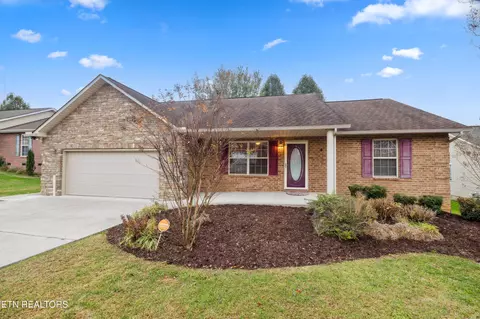 4137 Riverstone Ln, Knoxville, TN 37918