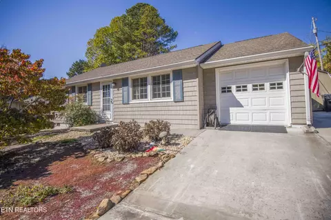 4221 Chinkapin Ln, Knoxville, TN 37921