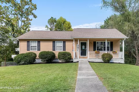 5741 Acapulco Ave, Knoxville, TN 37921